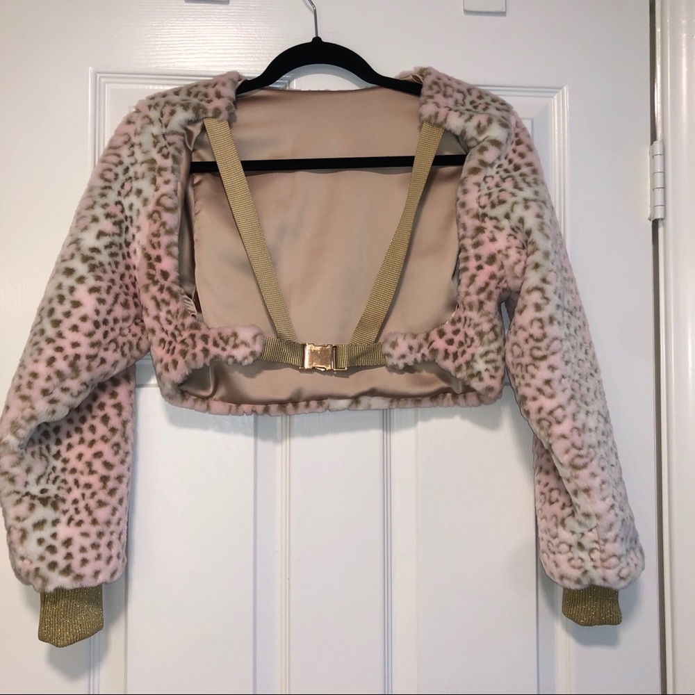 Pink leopard faux fur shrug jacket